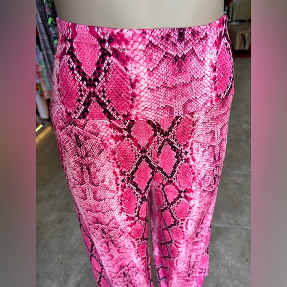 Pink snake print outfit set - Picture 5 of 8